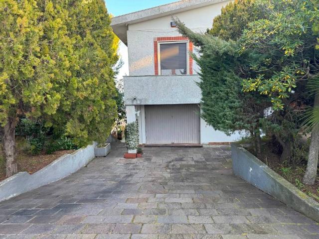 Villa Indipendente in vendita a Francavilla Al Mare, Abruzzo