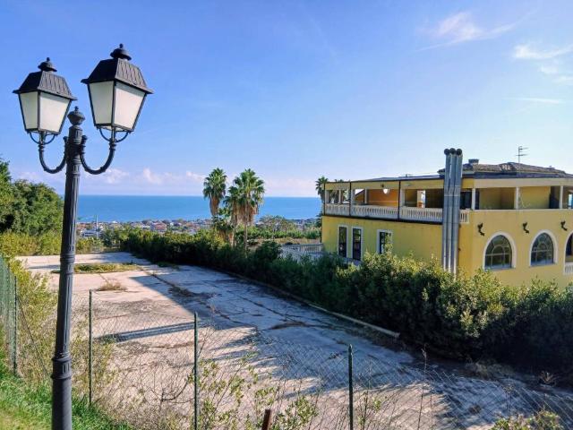Villa Indipendente in vendita a Vallone, Francavilla Al Mare