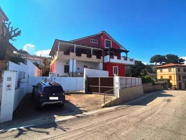 Villa Indipendente in vendita a Francavilla Al Mare, Abruzzo