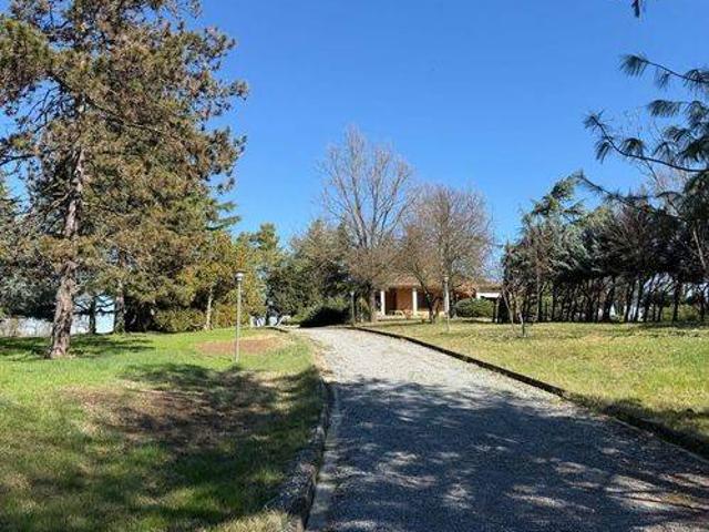 Villa Indipendente in vendita a Francavilla Bisio, Alessandria