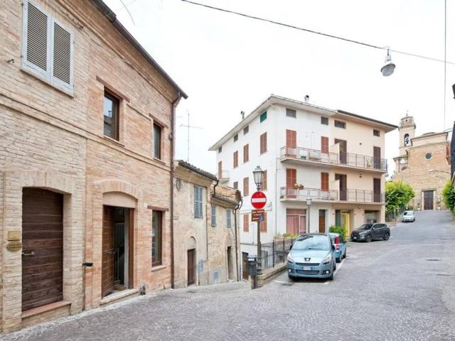 Villa Indipendente in vendita a Marche, Fermo