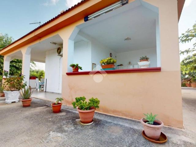 Villa Indipendente in vendita a Puglia, Brindisi