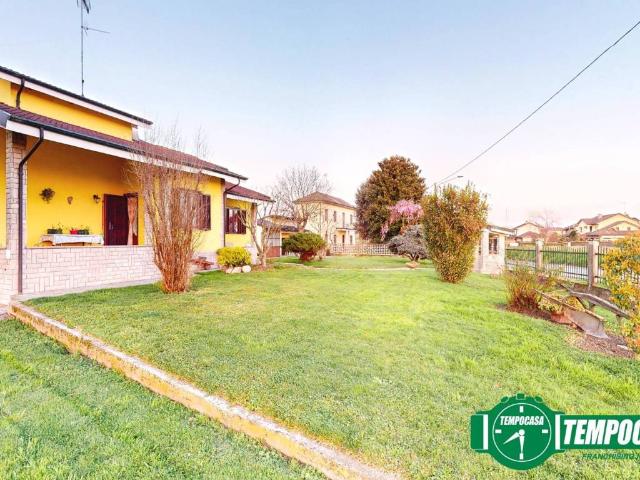 Villa Indipendente in vendita a Frascarolo, Lombardia