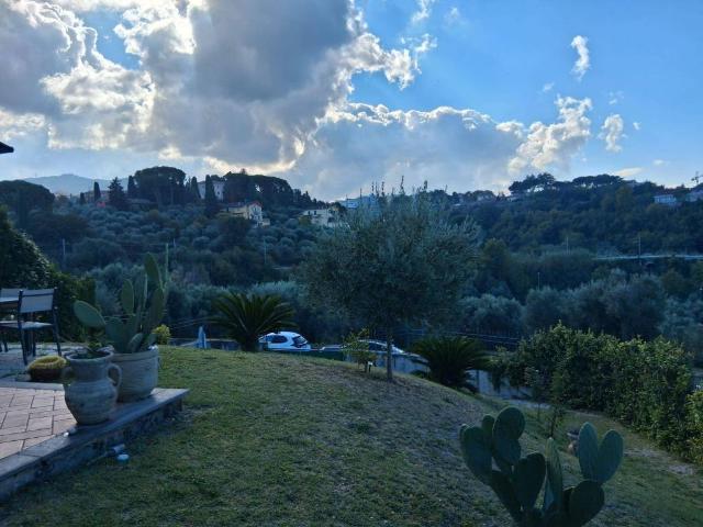 Villa Indipendente in vendita a Roma Capitale, Lazio