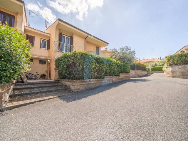 Villa Indipendente in vendita a Roma Capitale, Lazio