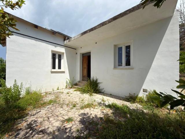 Villa Indipendente in vendita a Colle Maria, Roma Capitale