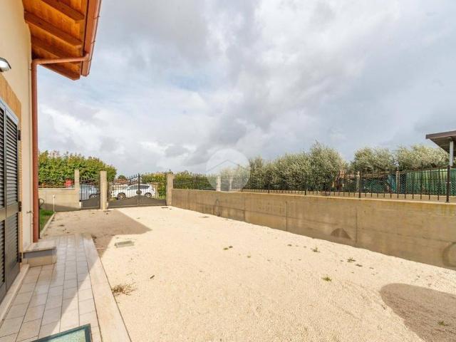 Villa Indipendente in vendita a Roma Capitale, Lazio
