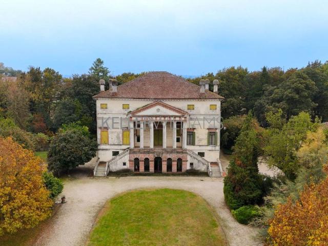 Villa Indipendente in vendita a Fratta Polesine, Veneto