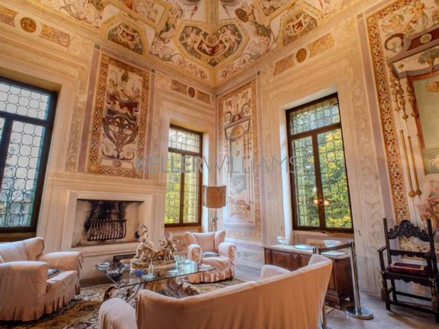 Villa Indipendente in vendita a Fratta Polesine, Veneto