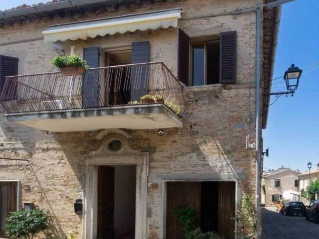 Villa Indipendente in vendita a Marche, Pesaro E Urbino