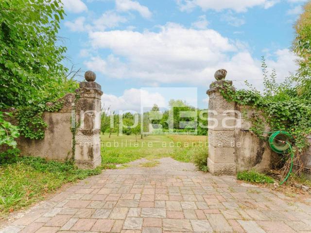Villa Indipendente in vendita a Fregona, Veneto