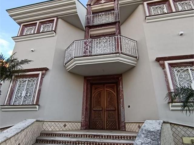 Villa Indipendente in vendita a Frignano, Campania