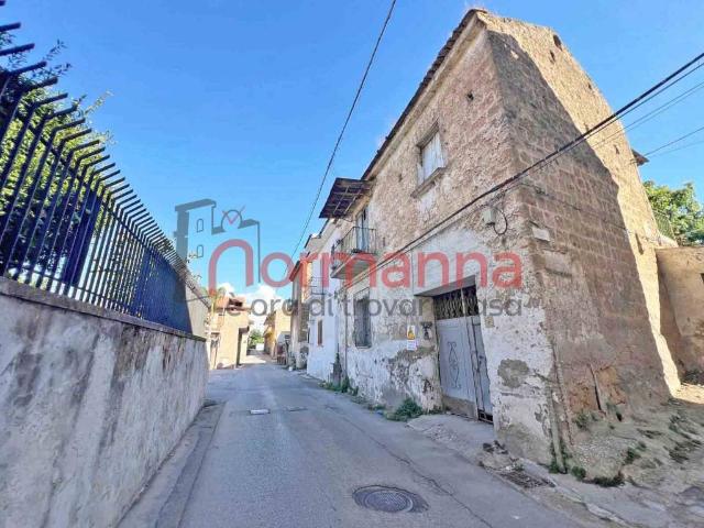 Villa Indipendente in vendita a Frignano, Campania