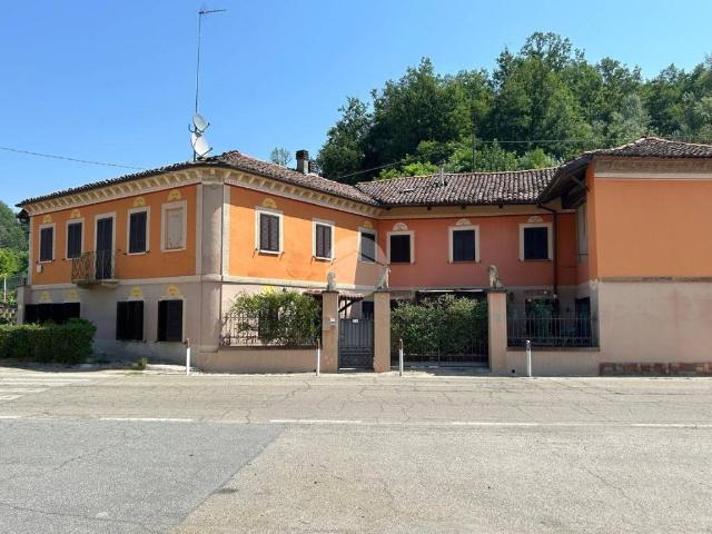 Villa Indipendente in vendita a Piemonte, Asti
