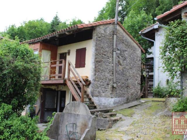 Villa Indipendente in vendita a Frisanco, Friuli-Venezia Giulia