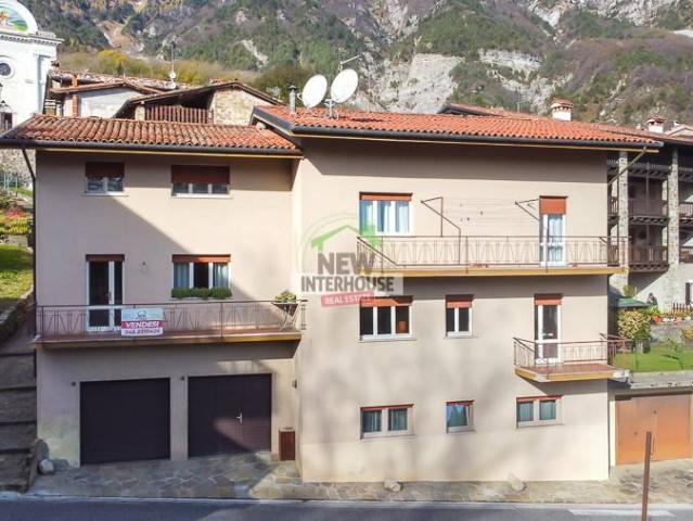 Villa Indipendente in vendita a Frisanco, Friuli-Venezia Giulia