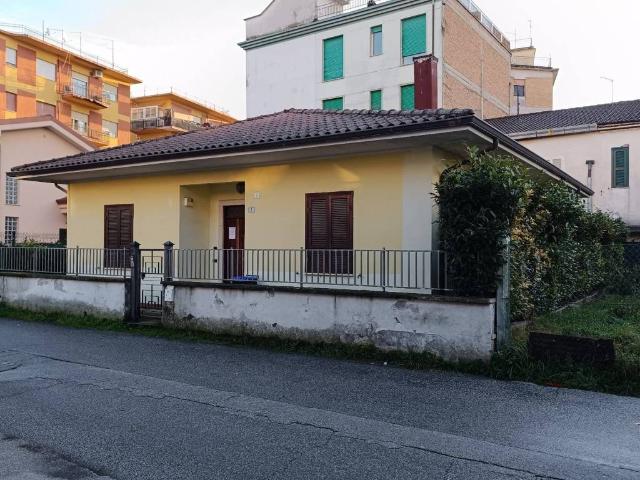 Villa Indipendente in vendita a De Matthaeis, Frosinone