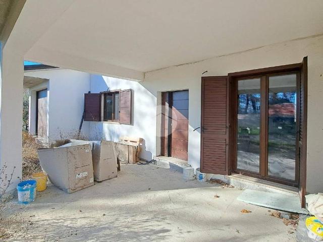 Villa Indipendente in vendita a Frosinone, Lazio