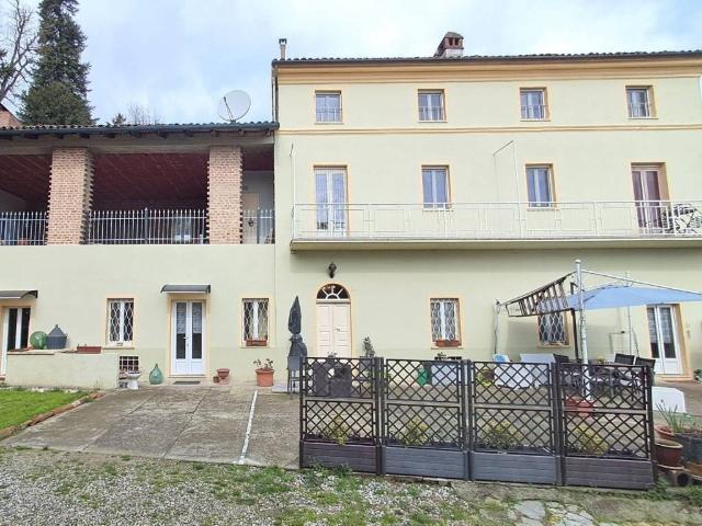 Villa Indipendente in vendita a Piemonte, Alessandria