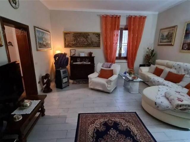 Villa Indipendente in vendita a Unione dei Comuni Circondario dell'Empolese Valdelsa, Fucecchio