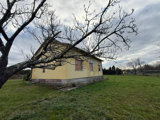 Villa Indipendente in vendita a Unione dei Comuni Circondario dell'Empolese Valdelsa, Fucecchio