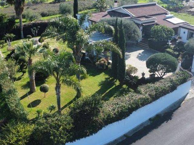 Villa Indipendente in vendita a Furnari, Sicilia