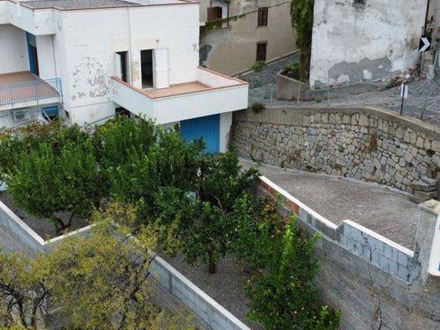 Villa Indipendente in vendita a Furnari, Sicilia