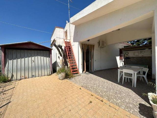 Villa Indipendente in vendita a San Filippo, Furnari