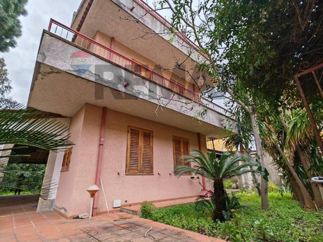 Villa Indipendente in vendita a Furnari, Sicilia