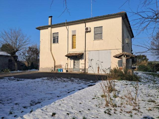 Villa Indipendente in vendita a Unione dei comuni della Bassa Romagna, Bagnacavallo