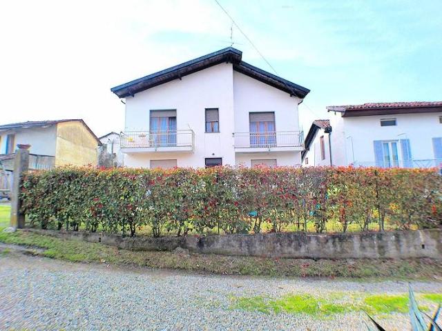 Villa Indipendente in vendita a Piemonte, Alessandria