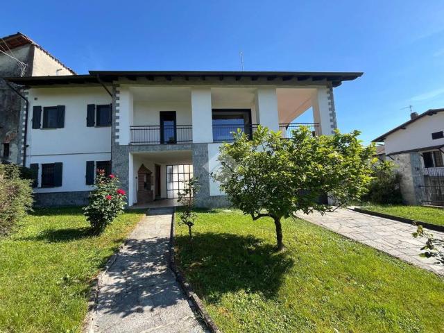 Villa Indipendente in vendita a Piemonte, Alessandria