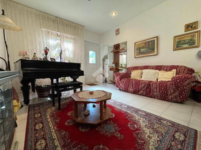 Villa Indipendente in vendita a Gabicce Mare, Pesaro e Urbino