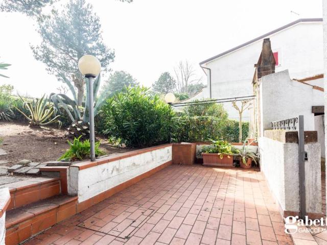 Villa Indipendente in vendita a Vigna del Mare, Marche