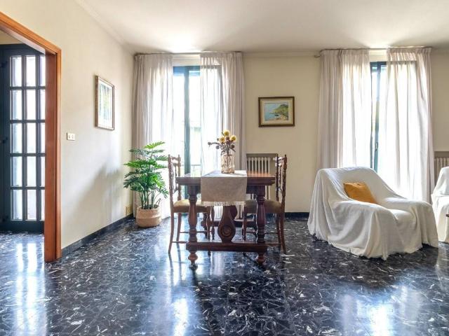 Villa Indipendente in vendita a Marche, Pesaro E Urbino