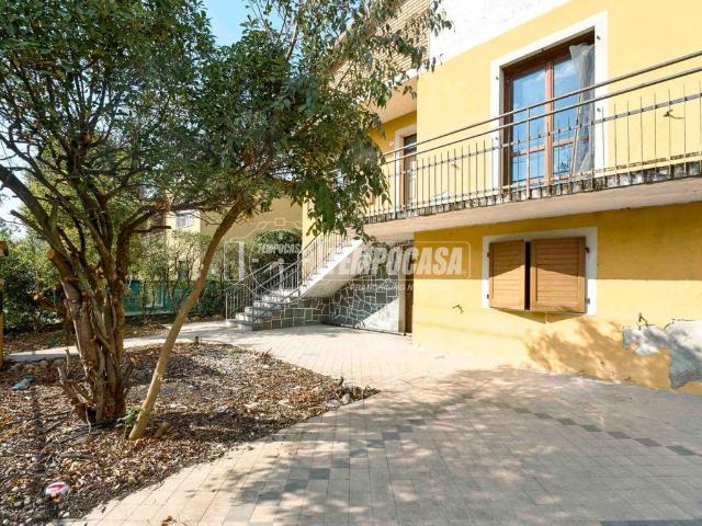 Villa Indipendente in vendita a Ardole San Marino, Gadesco-Pieve Delmona