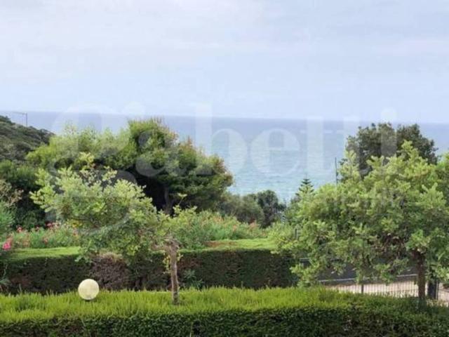 Villa Indipendente in vendita a Gaeta, Lazio