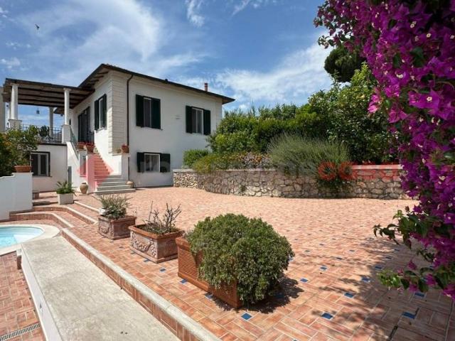 Villa Indipendente in vendita a Gaeta, Latina