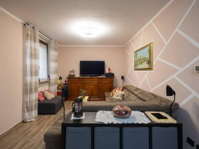 Villa Indipendente in vendita a Unione dei Comuni I Fontanili, Gaggiano