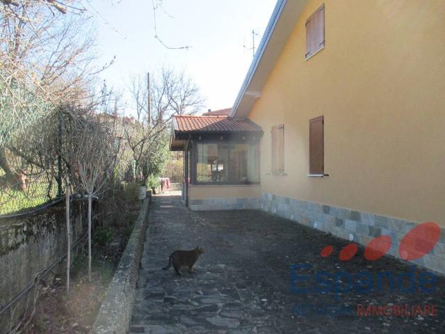 Villa Indipendente in vendita a Unione dell'Appennino Bolognese, Gaggio Montano