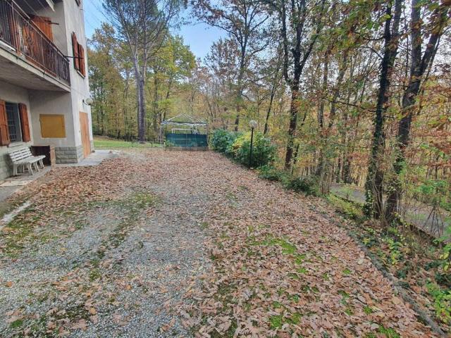 Villa Indipendente in vendita a Unione dell'Appennino Bolognese, Gaggio Montano