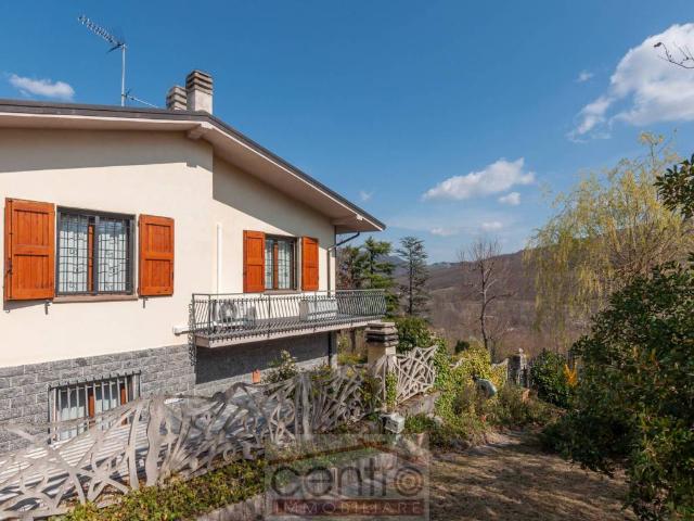 Villa Indipendente in vendita a Unione dell'Appennino Bolognese, Gaggio Montano