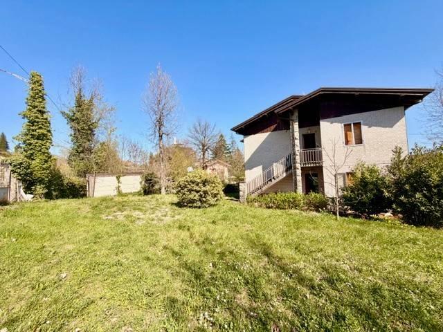 Villa Indipendente in vendita a Unione dell'Appennino Bolognese, Gaggio Montano