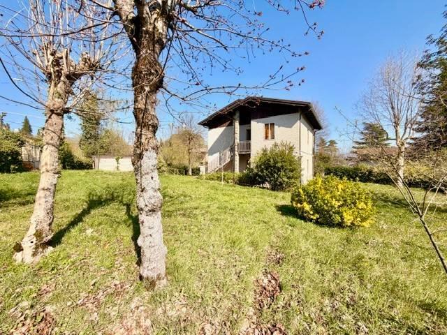 Villa Indipendente in vendita a Unione dell'Appennino Bolognese, Gaggio Montano