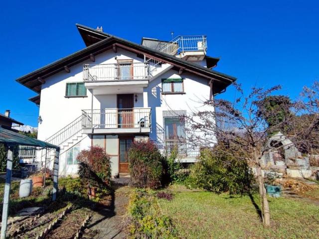 Villa Indipendente in vendita a Piemonte, Biella