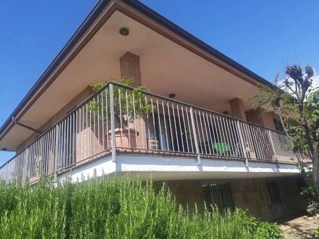 Villa Indipendente in vendita a Piemonte, Biella