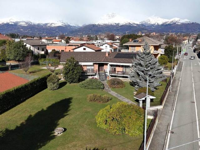 Villa Indipendente in vendita a Piemonte, Biella