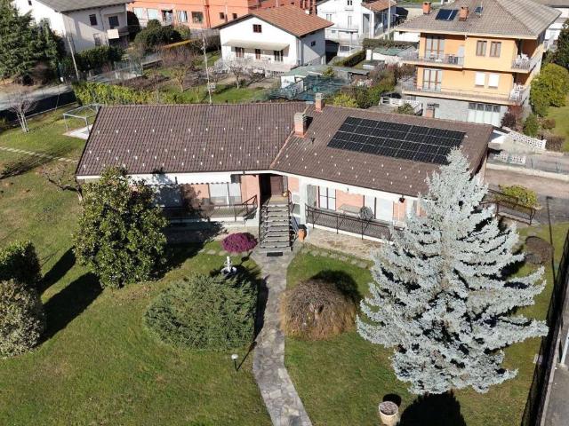 Villa Indipendente in vendita a Piemonte, Biella