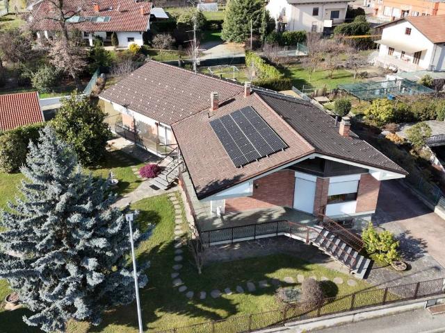 Villa Indipendente in vendita a Piemonte, Biella