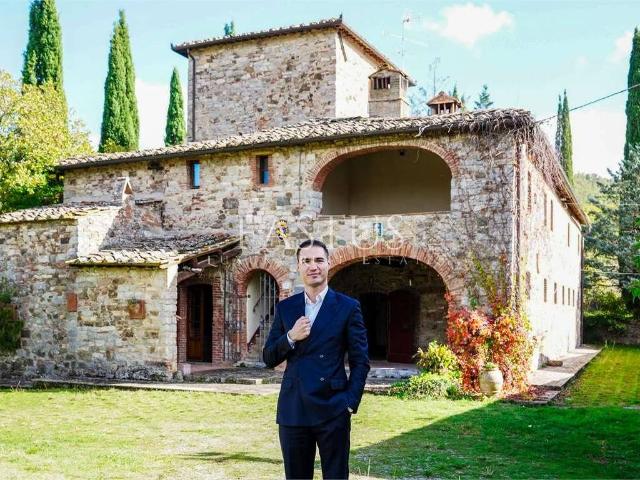 Villa Indipendente in vendita a Gaiole In Chianti, Toscana